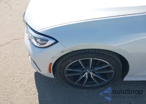 2021 BMW 330I z USA, uszkodzony, nr VIN 3MW5R1J02M8B48188